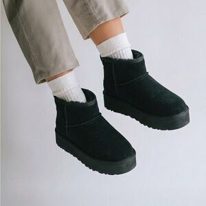 CloudAiR Slip On Cozy Suede Ultralow Ankle Platform Boots Size 8